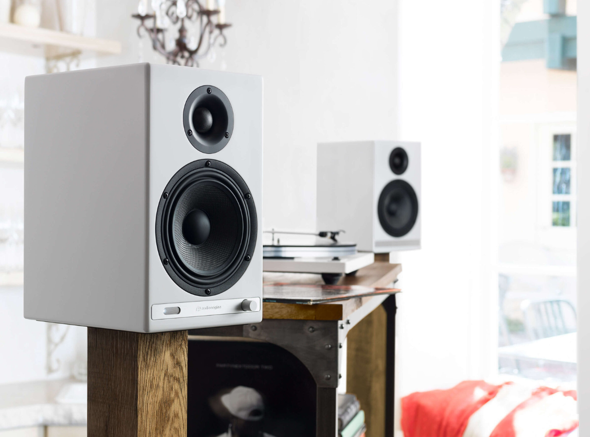 DAC3 Portable Headphone Amplifier & DAC (Open Box) - Image 4