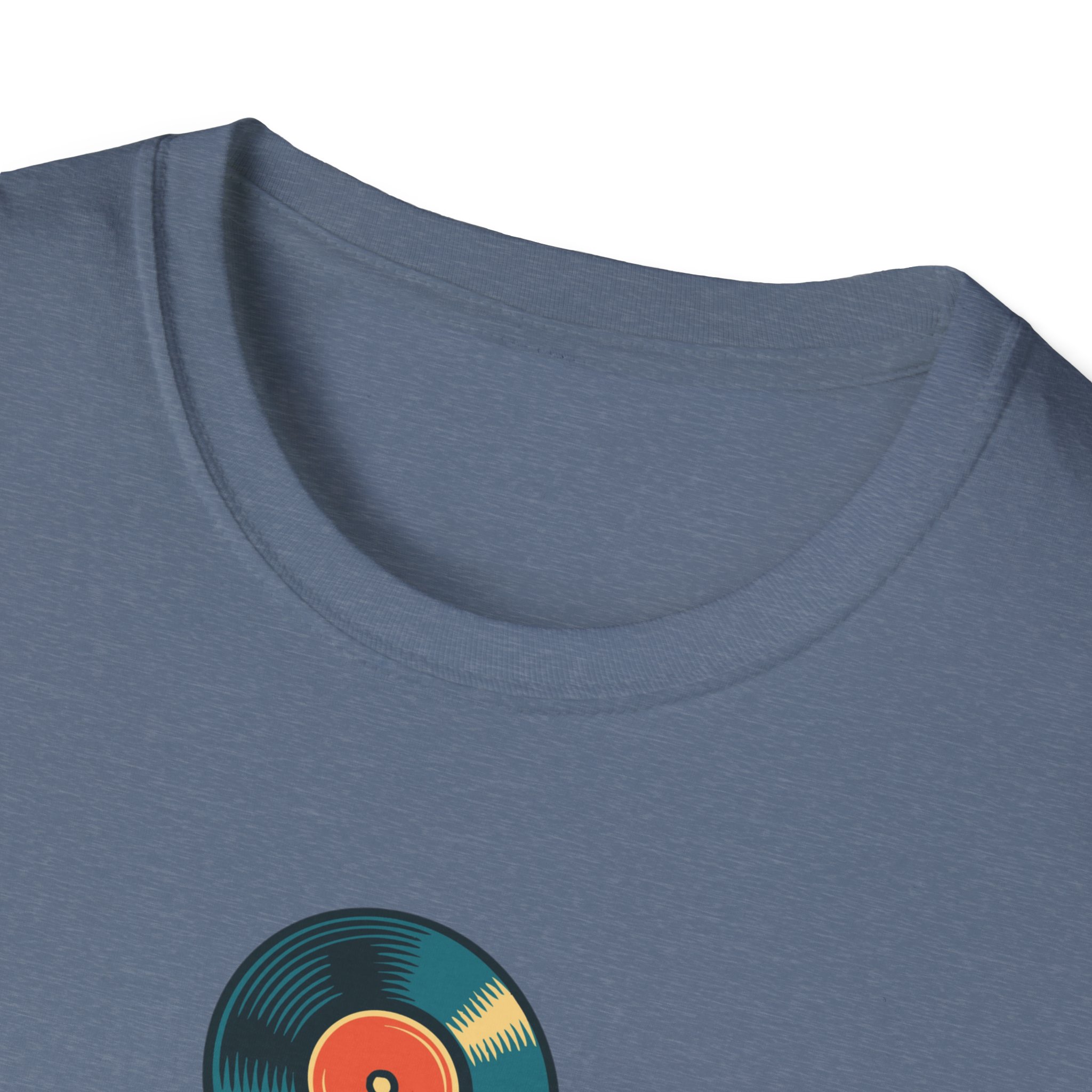 Vinyl Makes Me Happy Unisex T-Shirt - Image 3