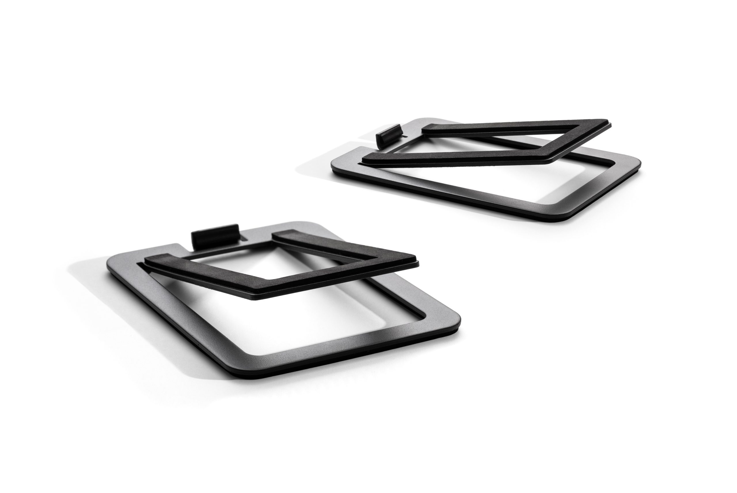 DS2M Desktop Stands - Image 1